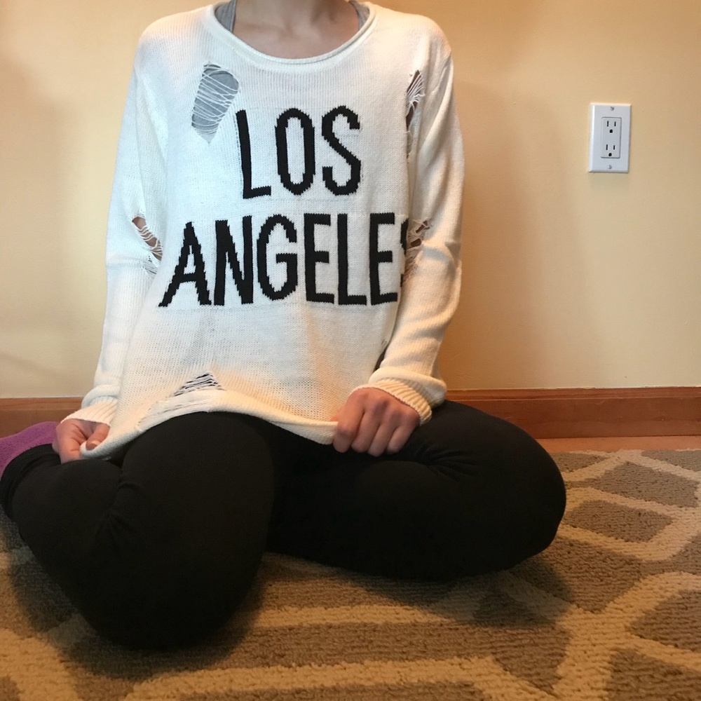 Sweater - Picture 2 of 4